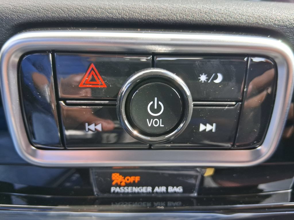 New 2026 Nissan Sentra SR w/ Floor Mat Package FWD image 16