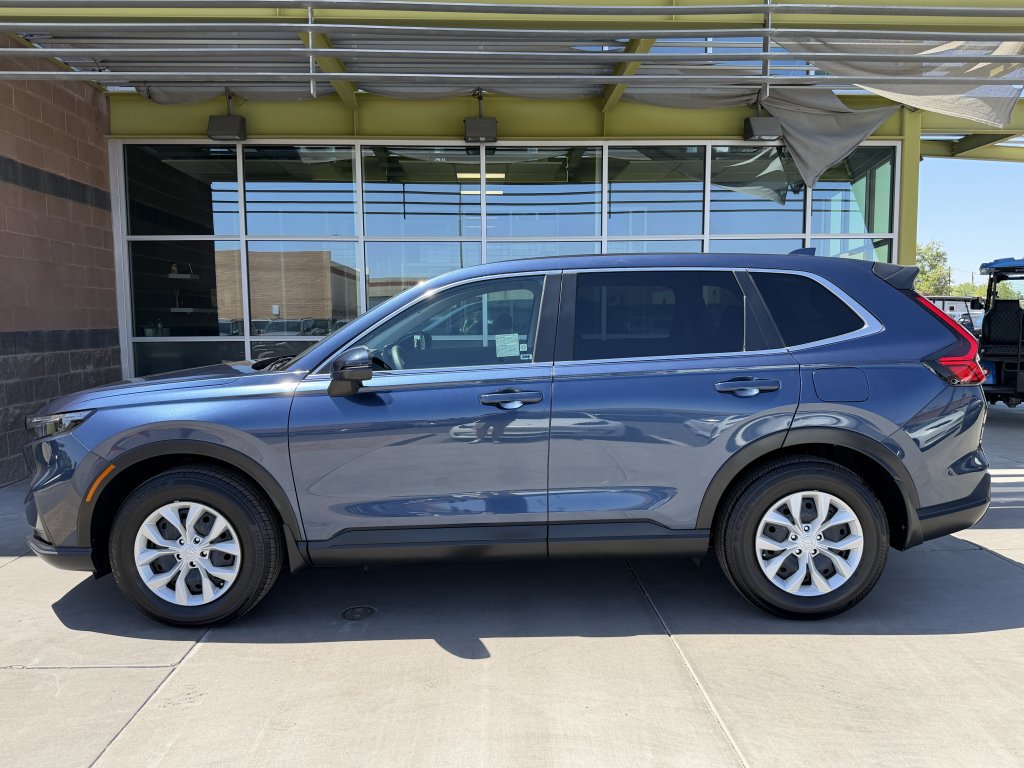 Used 2025 Honda CR-V LX image 7