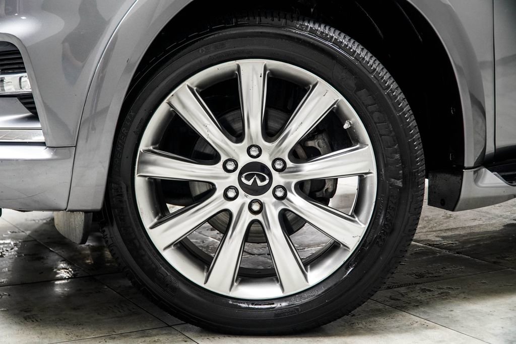 Used 2018 INFINITI QX80 4WD image 3