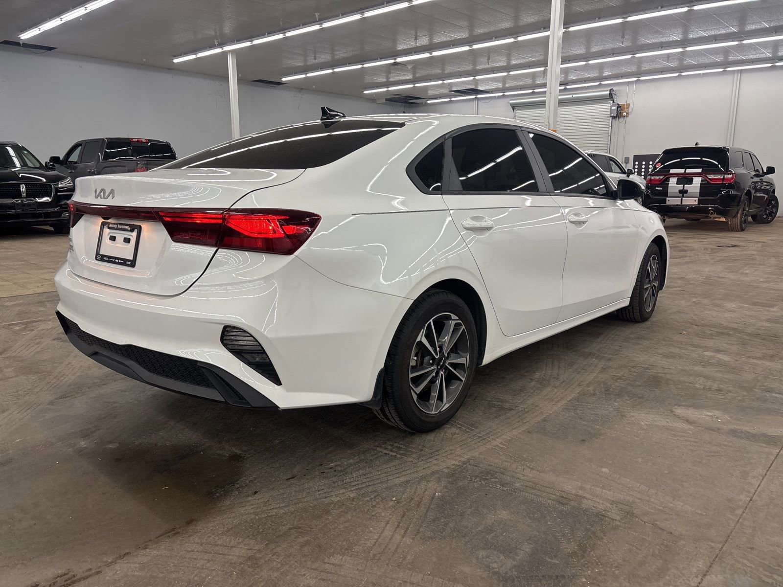 Used 2023 Kia Forte LXS w/ LXS Technology Package image 5