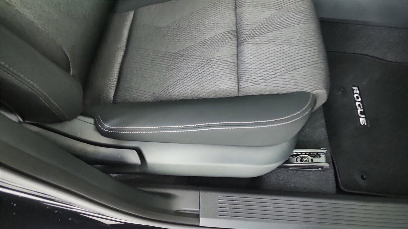 New 2026 Nissan Rogue SV w/ Cold Weather Package image 26