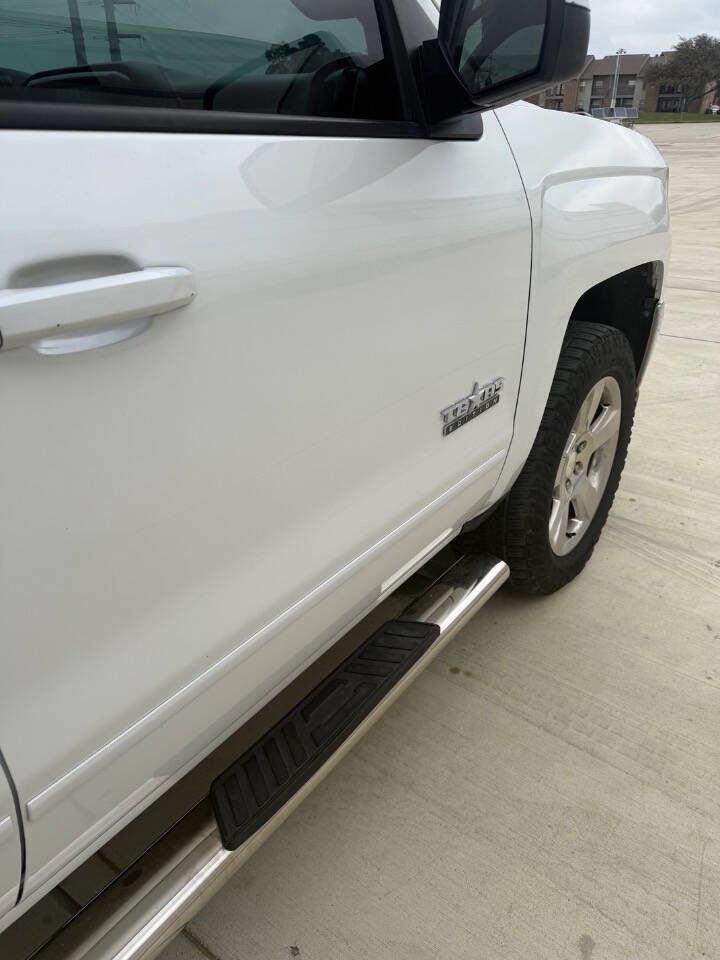 Used 2016 Chevrolet Silverado 1500 LT w/ Texas Edition image 8