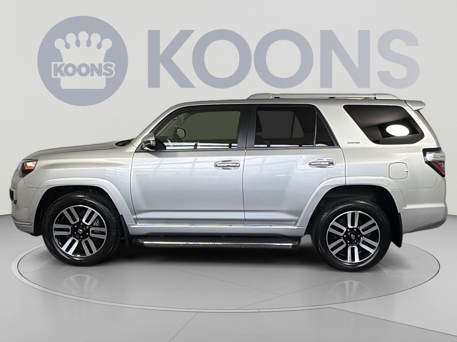 Used 2023 Toyota 4Runner Limited AWD/4WD image 2