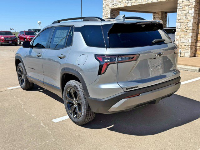 New 2026 Chevrolet Equinox LT w/ Convenience Package II image 3