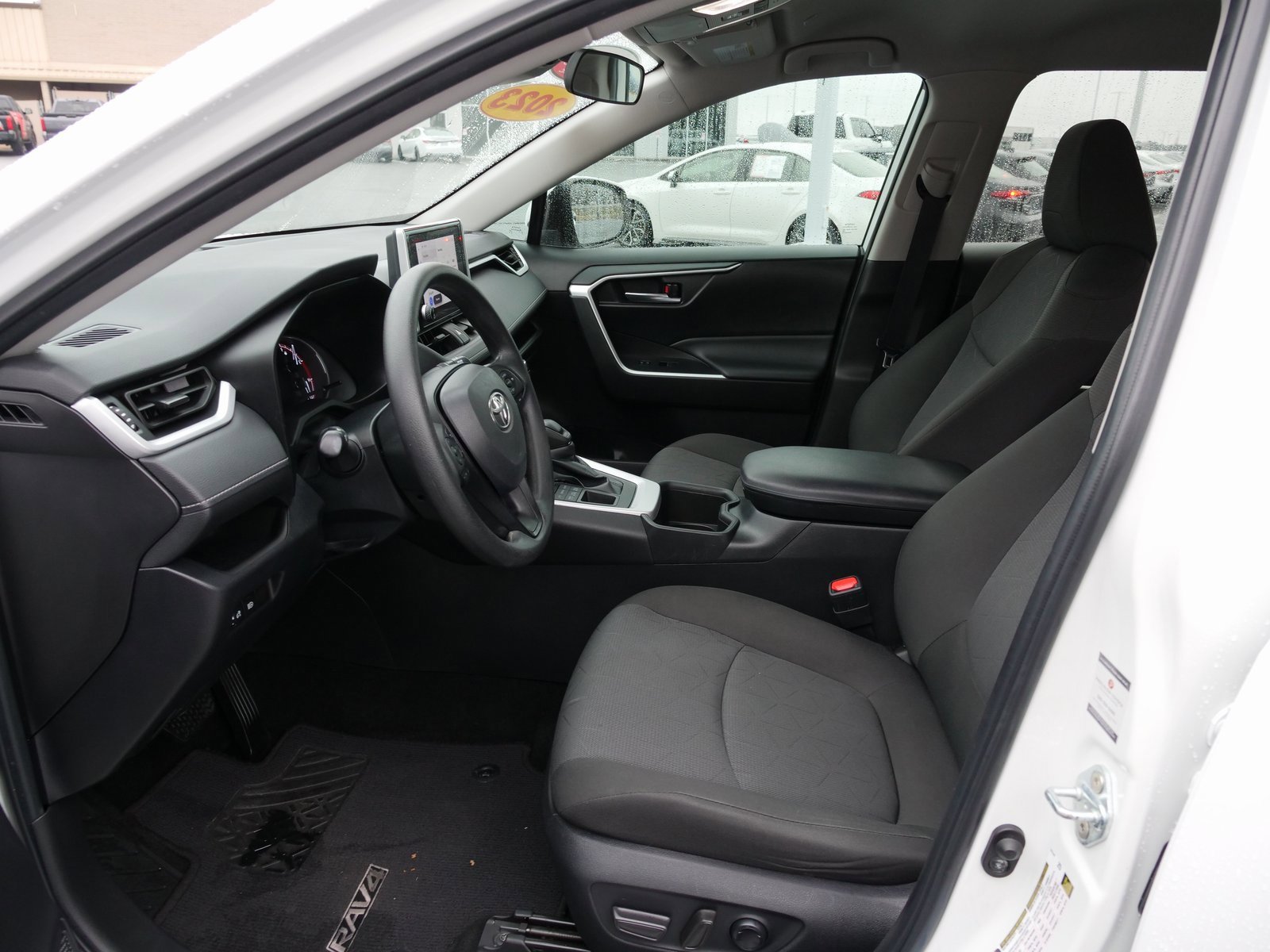 Used 2023 Toyota RAV4 XLE image 16