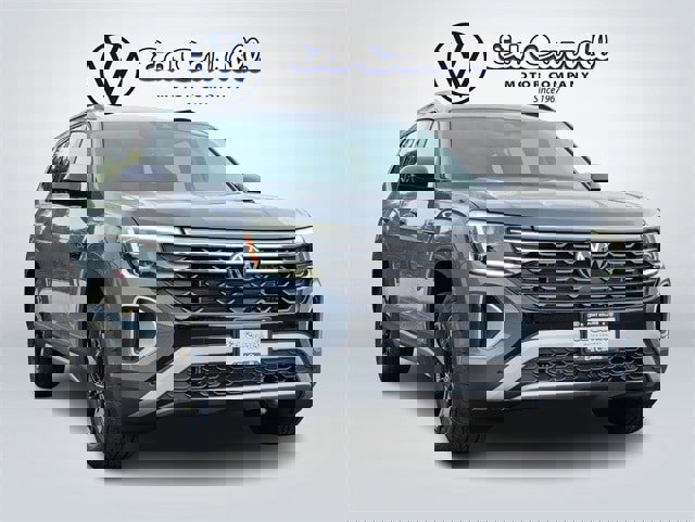 New 2026 Volkswagen Atlas Peak Edition image 3