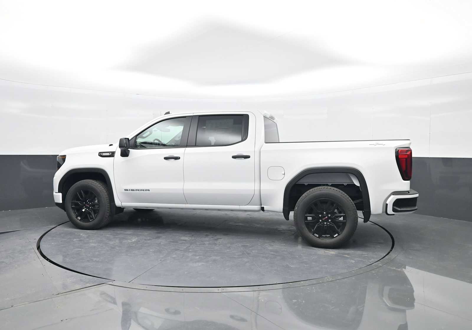 New 2026 GMC Sierra 1500 Pro w/ Graphite Edition image 5