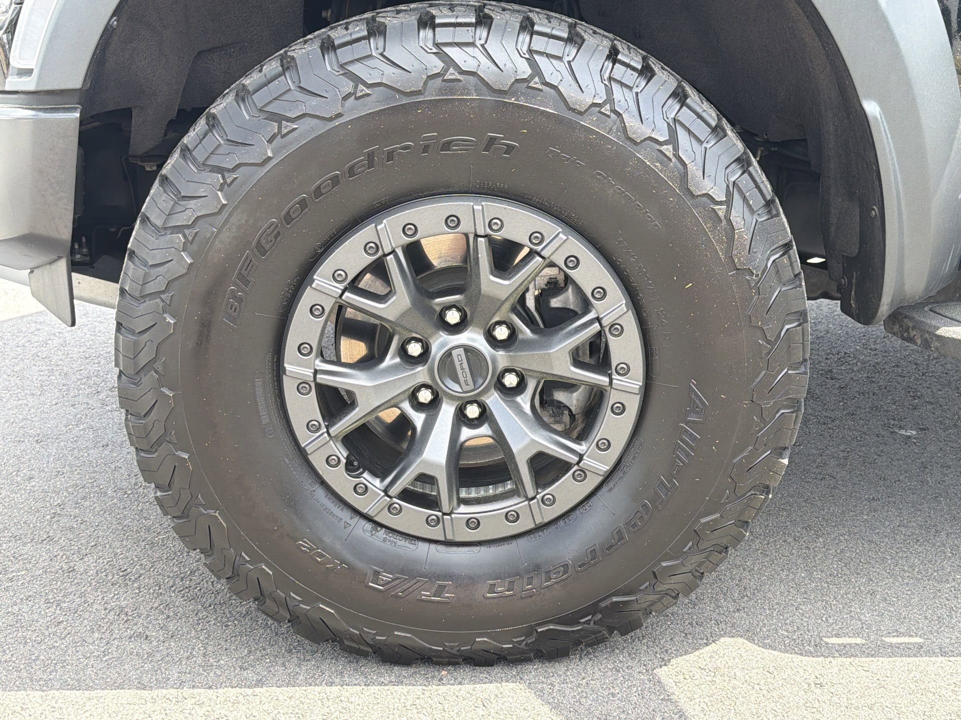 Used 2022 Ford F150 Raptor w/ Raptor 37 Performance Package image 33