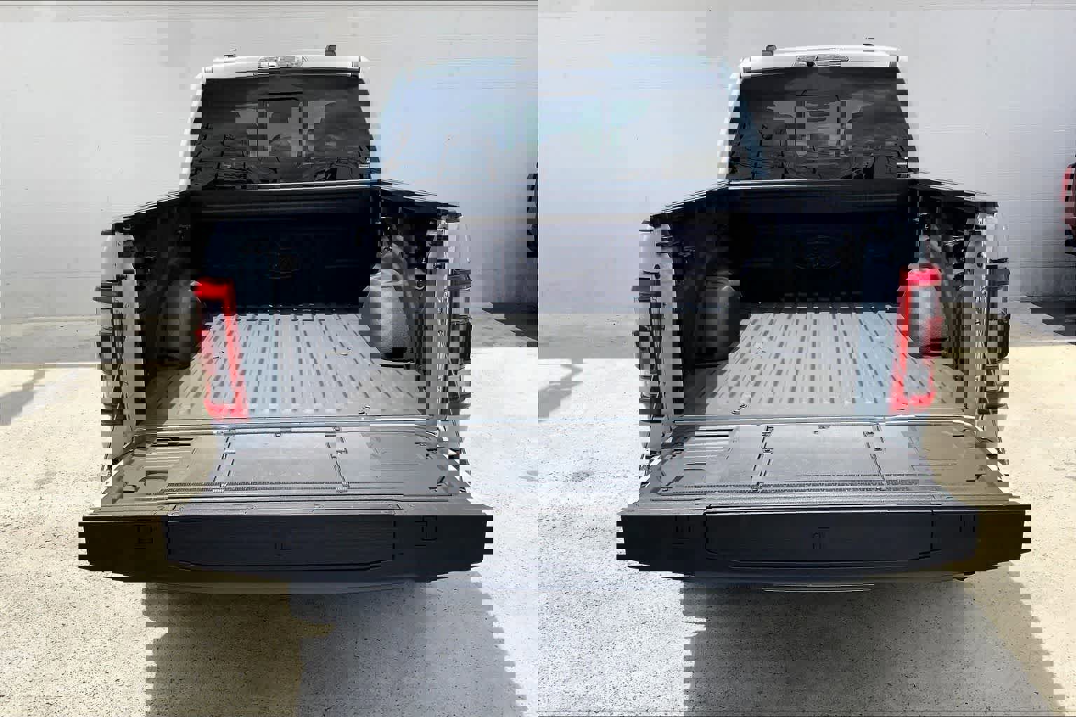 Used 2023 Ford F150 Raptor image 18