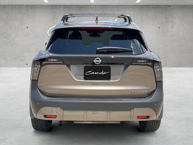 Used 2025 Nissan Kicks SR AWD/4WD image 15