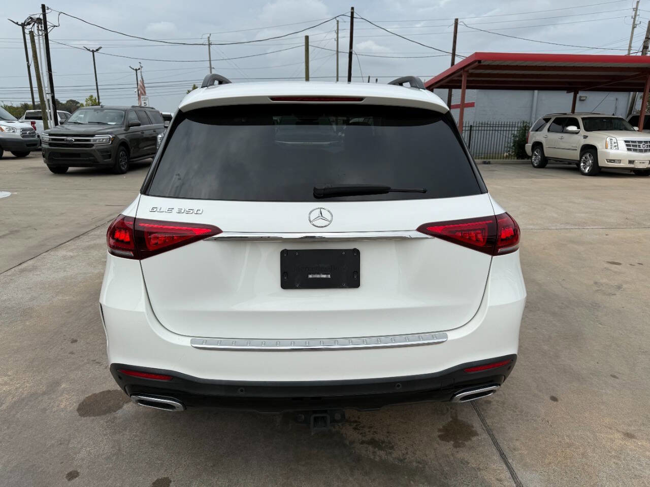 Used 2021 Mercedes-Benz GLE 350 w/ AMG Line Exterior image 5
