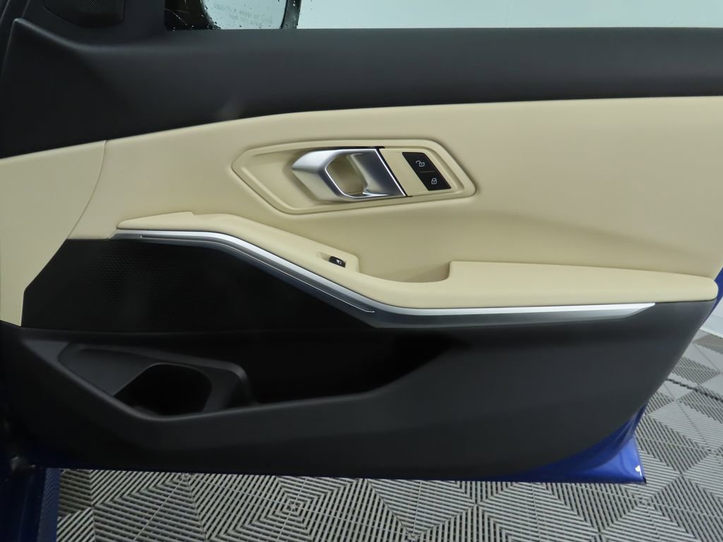 New 2026 BMW 330i Sedan w/ M Sport Package image 26