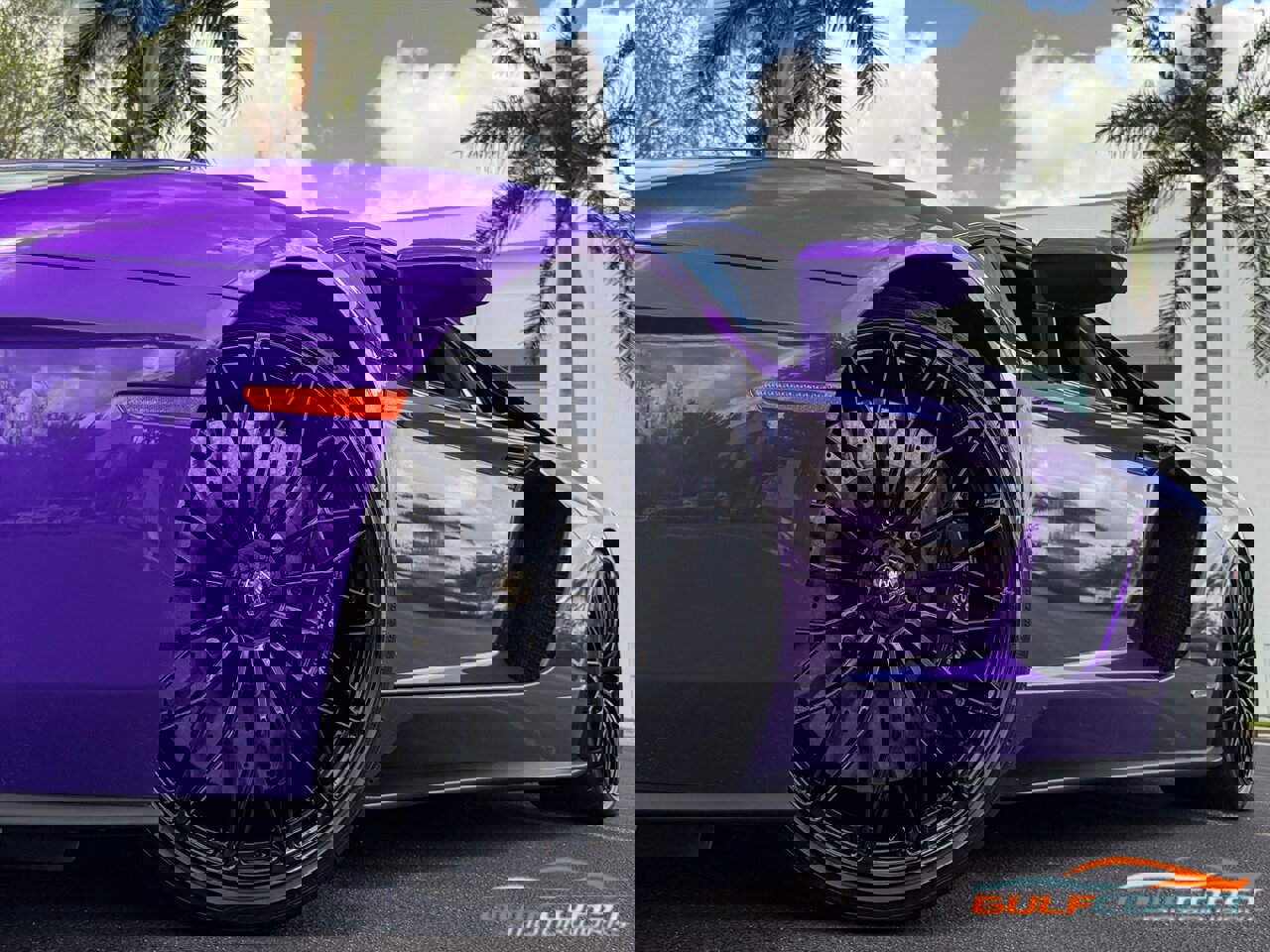 Used 2018 Lamborghini Aventador S image 14