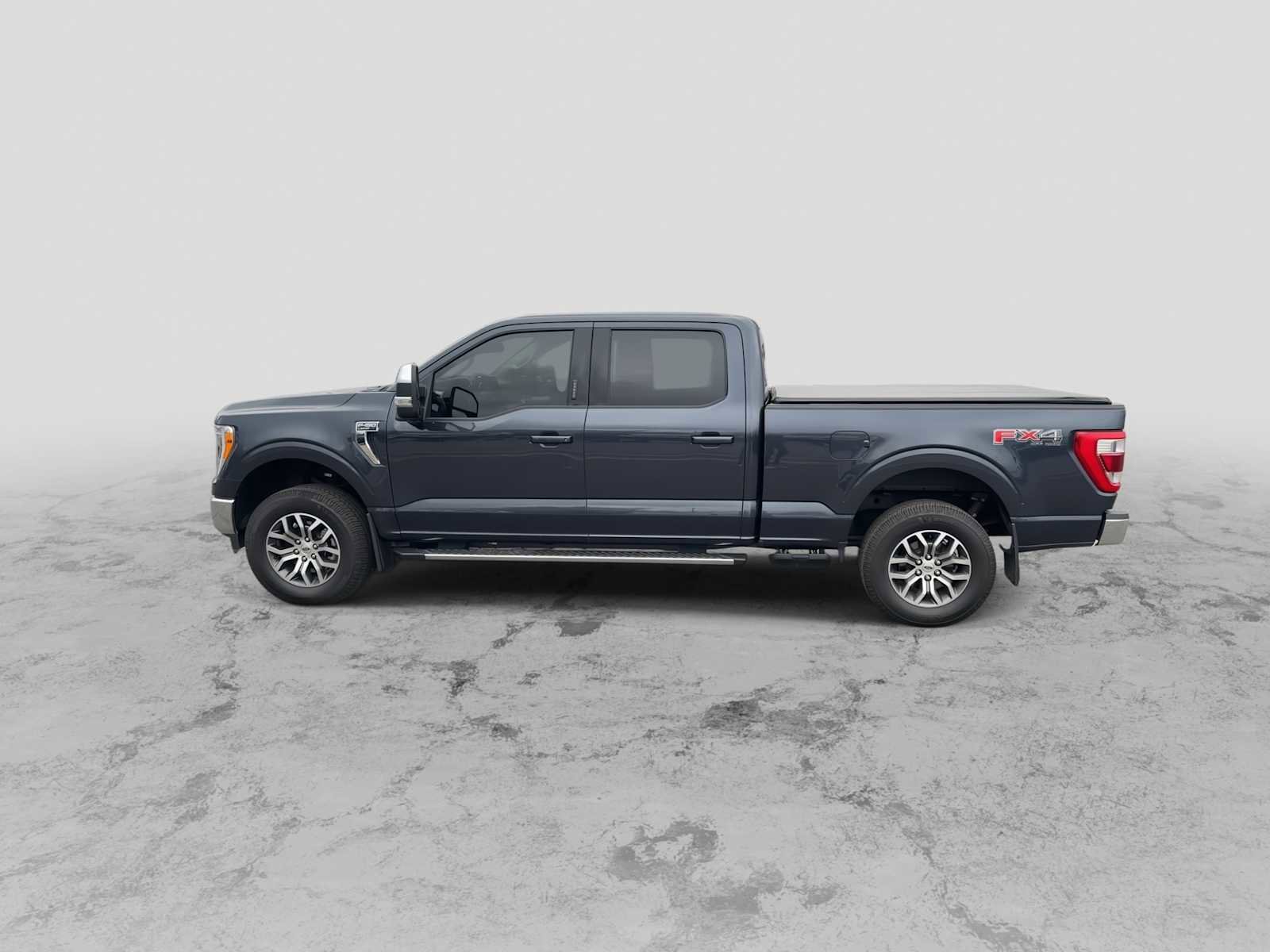 Used 2022 Ford F150 Lariat w/ Trailer Tow Package image 5