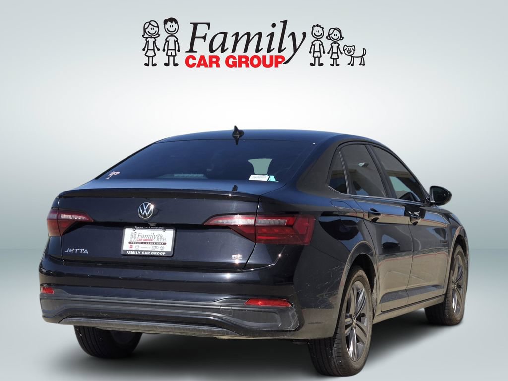 Used 2022 Volkswagen Jetta SE FWD image 4