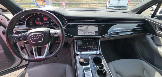 Used 2021 Audi Q7 3.0T Prestige w/ Prestige Package image 3