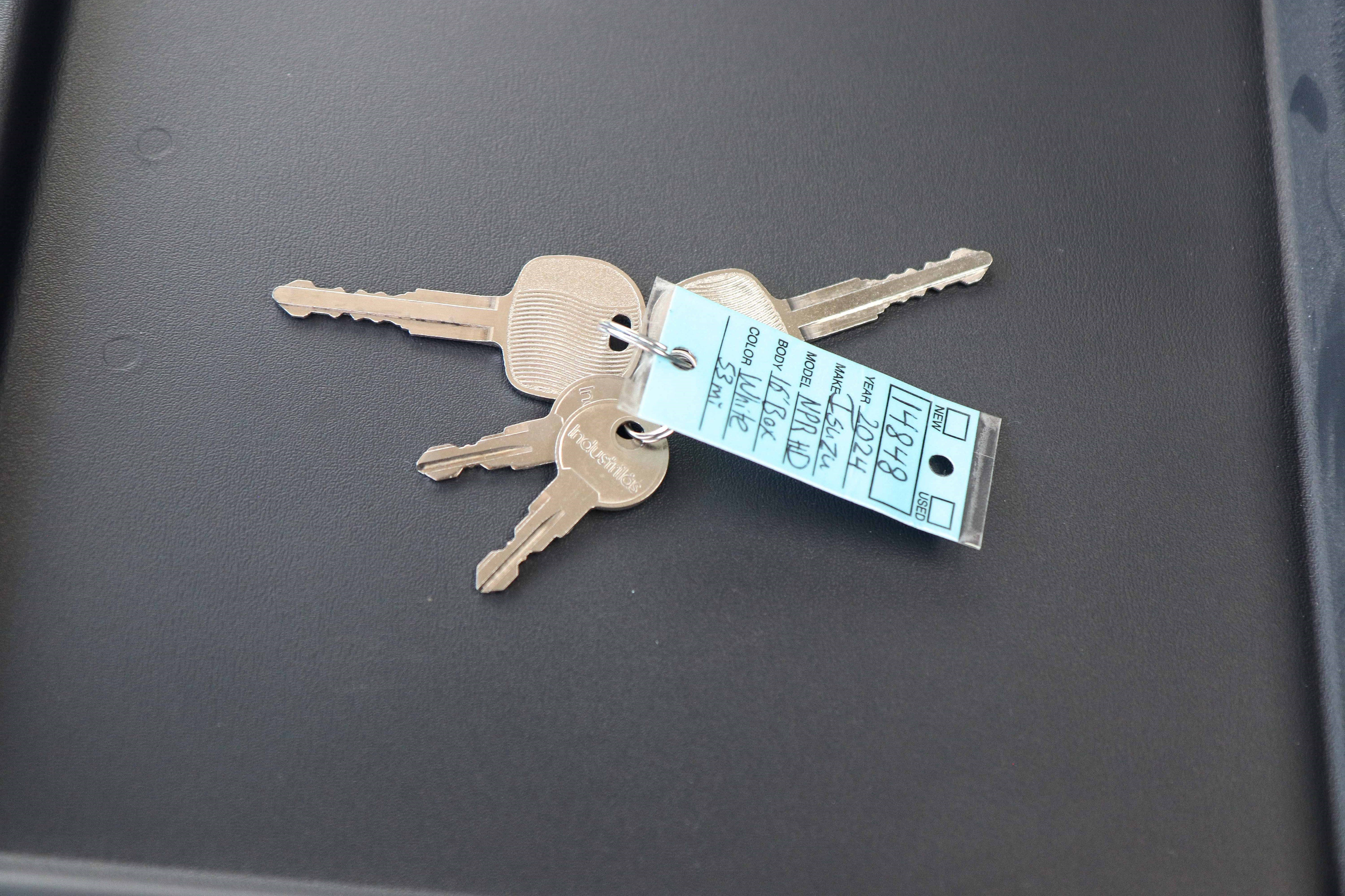 Used 2024 Isuzu NPR image 26