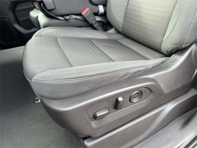 Used 2024 Chevrolet Silverado 1500 Custom image 18