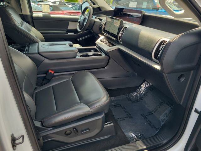 Certified 2025 Ford Expedition Max Active AWD/4WD image 17