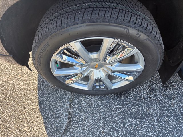 Used 2024 Chevrolet Silverado 1500 High Country w/ High Country Premium Package AWD/4WD image 11