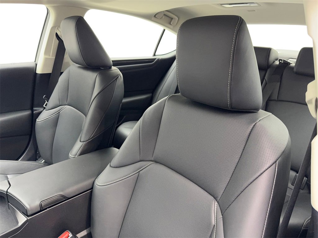 Used 2024 Lexus ES 350 image 26