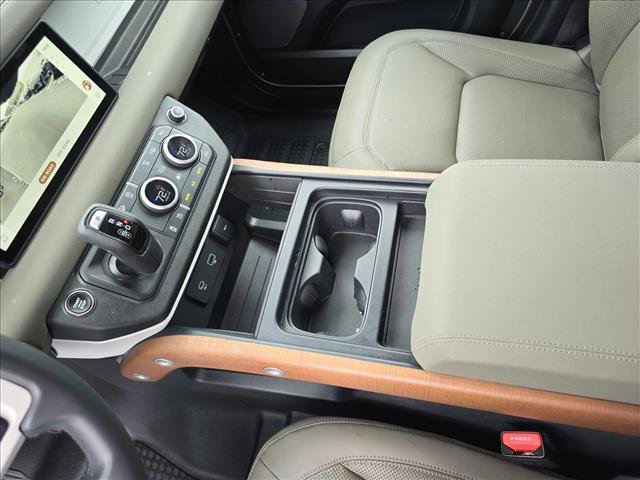Used 2023 Land Rover Defender 110 S AWD/4WD image 23
