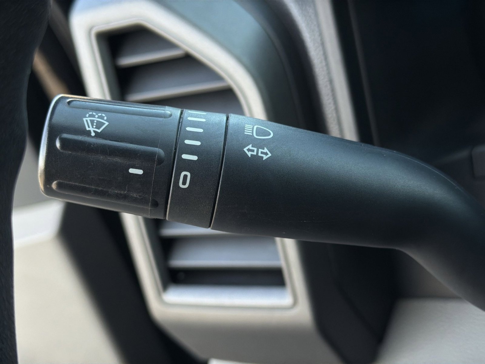 Used 2017 Ford F550 4x4 SuperCab Super Duty image 16