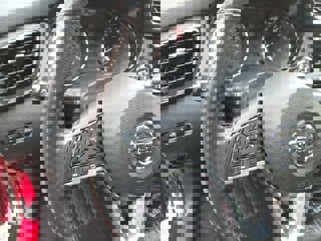 Used 2018 Nissan Rogue Sport SL w/ SL Premium Package image 18