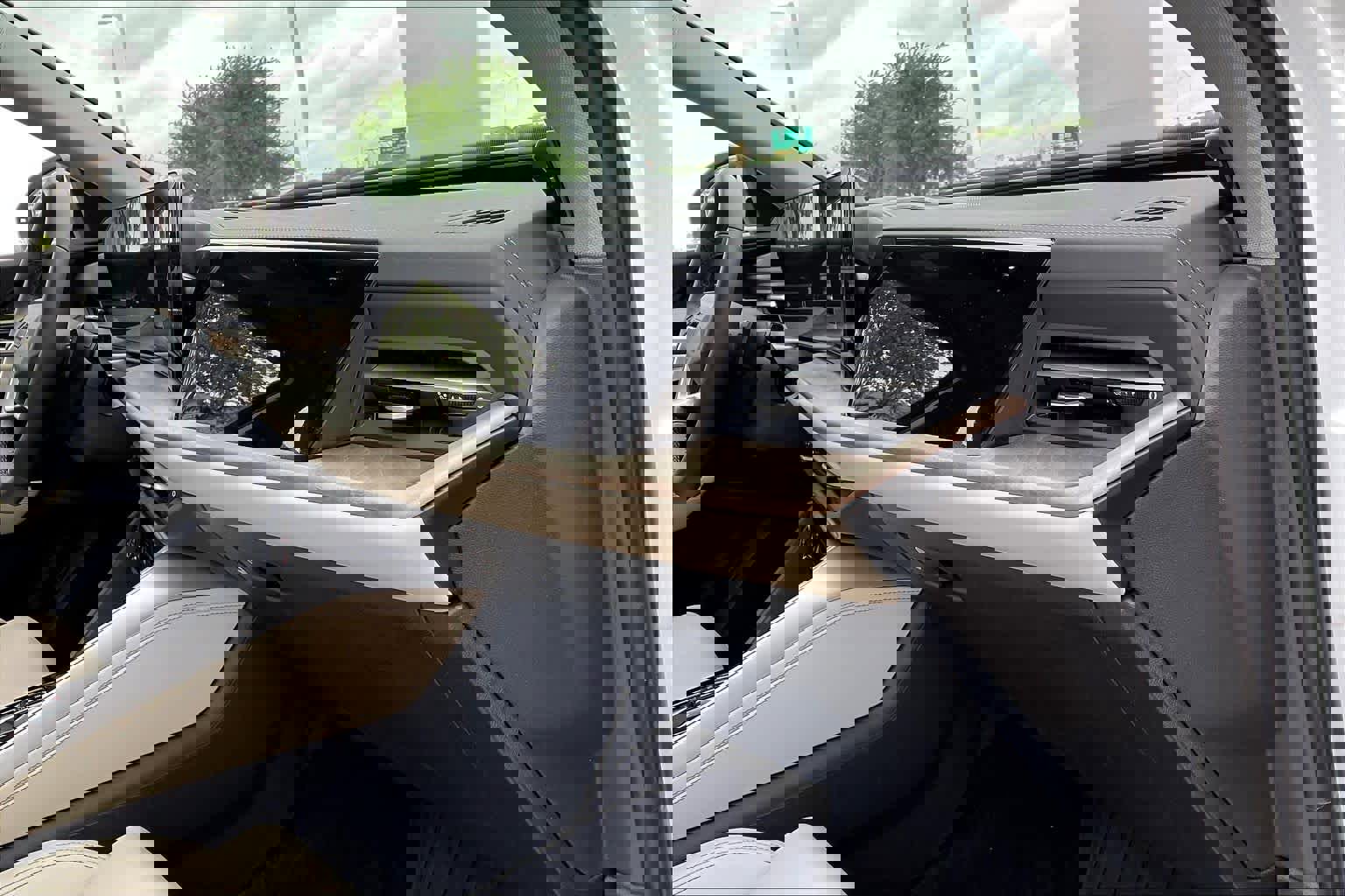 Used 2025 Audi Q5 Premium Plus w/ Premium Plus image 19