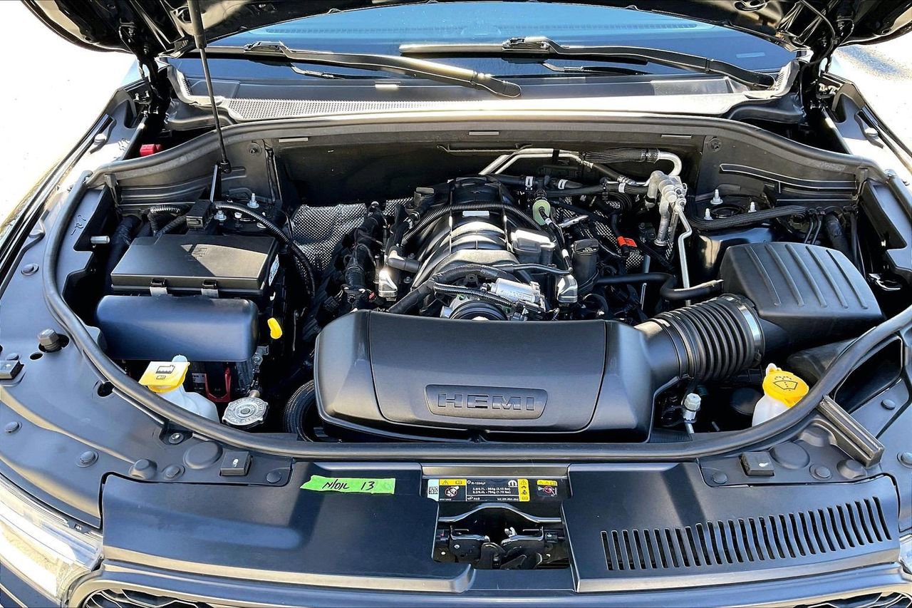 Certified 2024 Dodge Durango R/T w/ Blacktop Package image 39