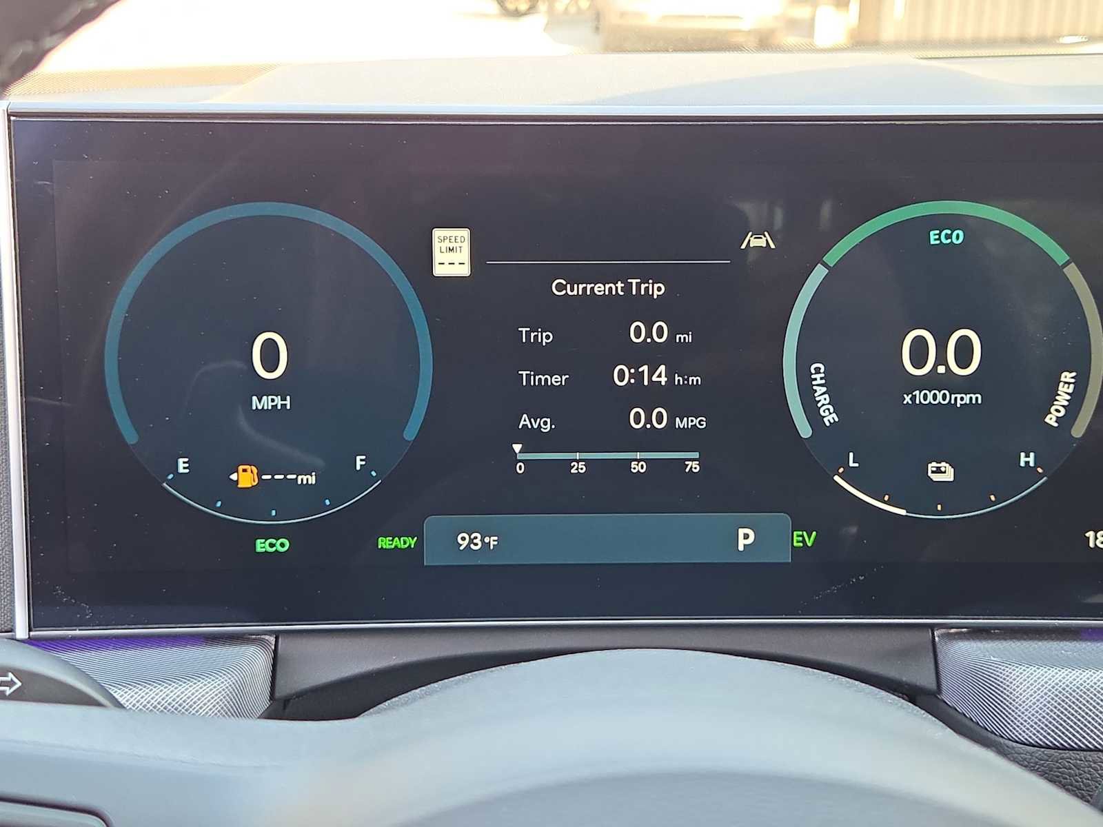 New 2025 Hyundai Sonata Limited image 32