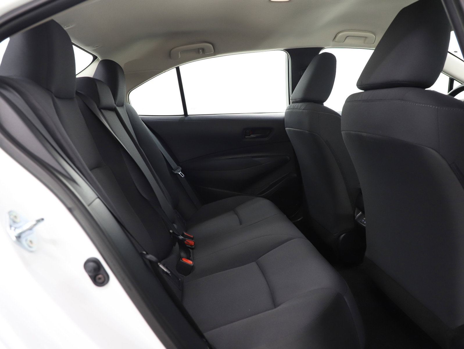 Used 2025 Toyota Corolla LE FWD image 12