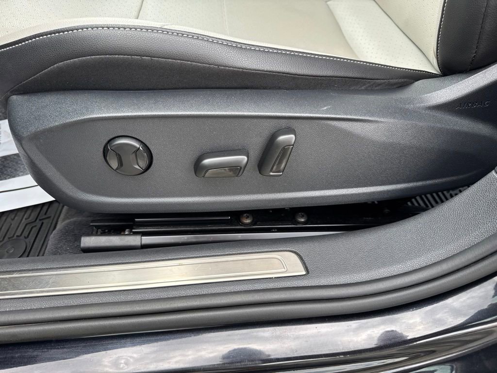 Used 2019 Volkswagen Arteon SE AWD/4WD image 12