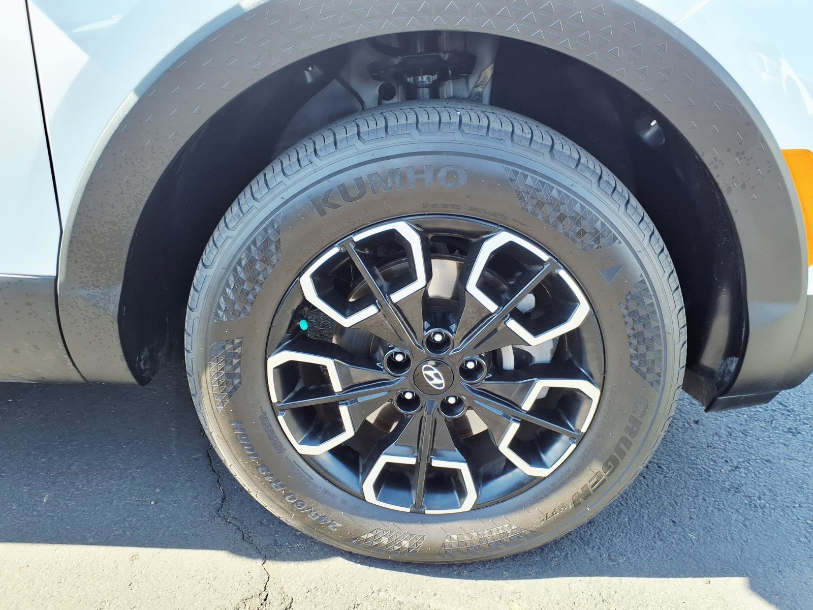 Used 2022 Hyundai Santa Cruz SEL image 9