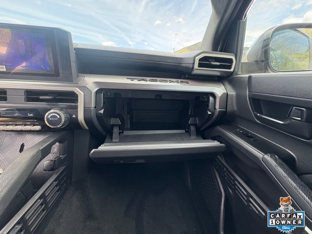 Used 2024 Toyota Tacoma SR5 AWD/4WD image 25