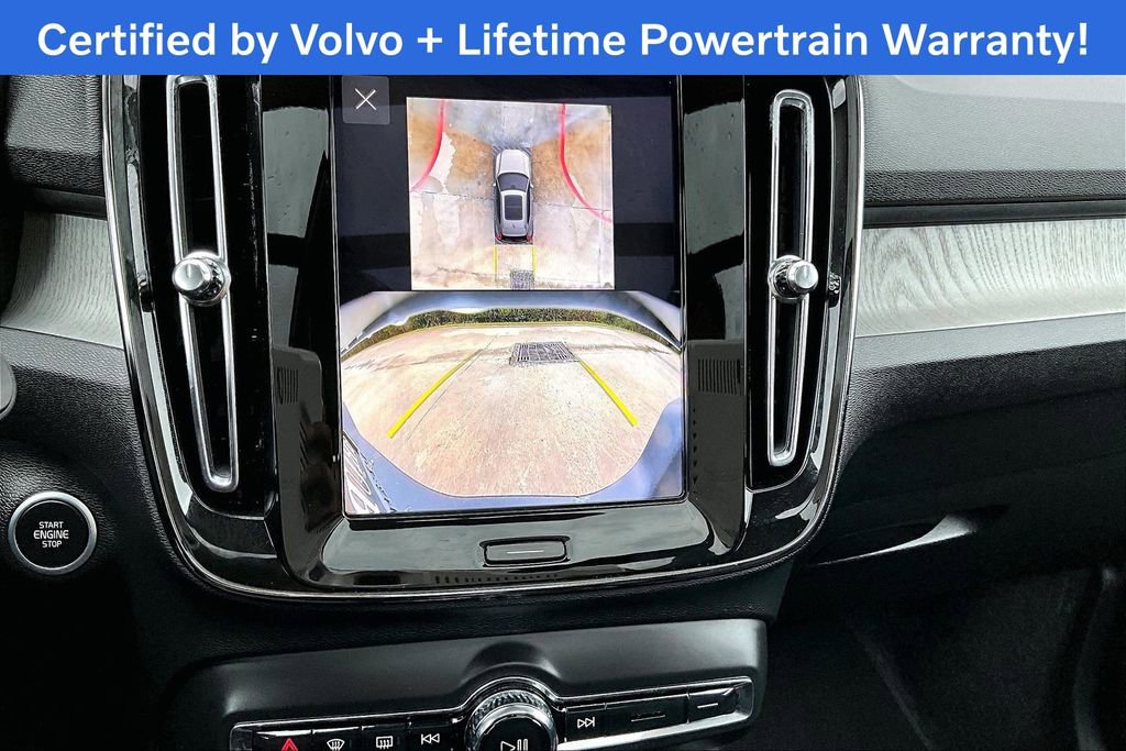 Certified 2026 Volvo XC40 B5 Plus image 30