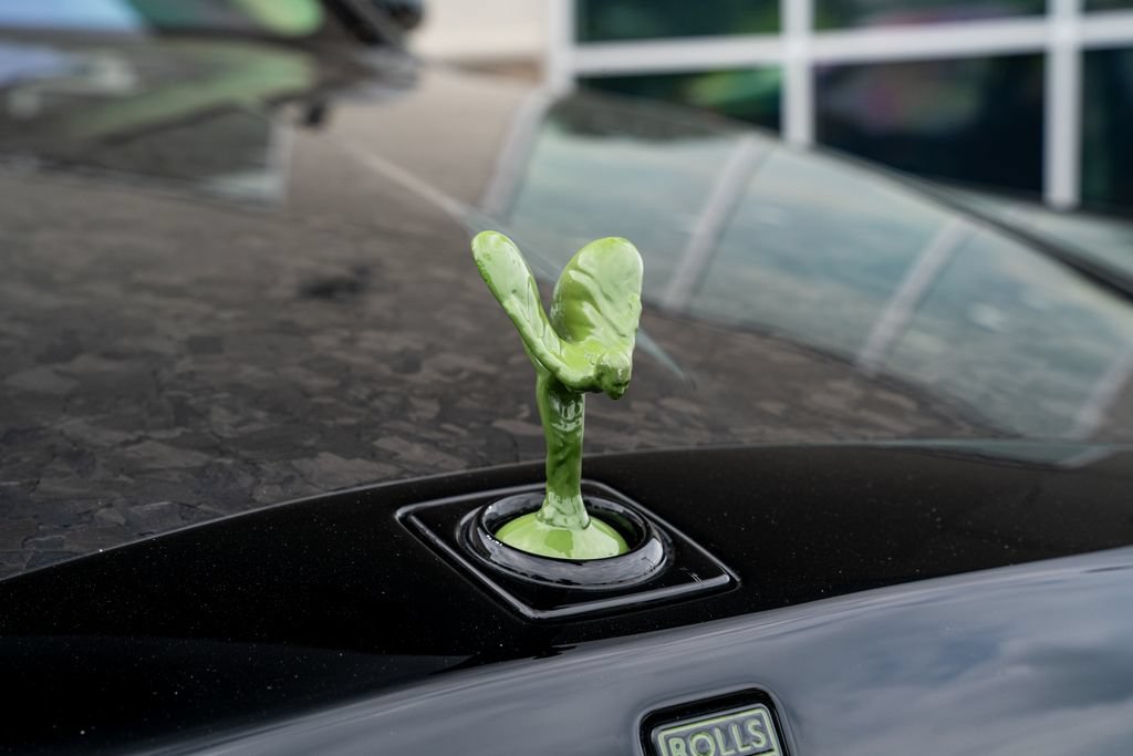 Used 2023 Rolls-Royce Phantom Sedan w/ The Phantom Package RWD image 8