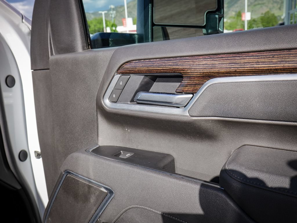 Used 2025 GMC Sierra 3500 SLE w/ SLE Convenience Package AWD/4WD image 26