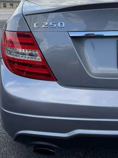 Used 2014 Mercedes-Benz C 250 Sedan image 12
