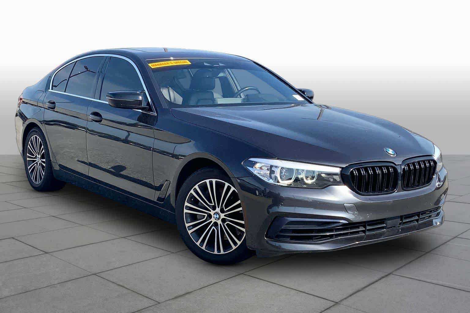 Used 2020 BMW 540i w/ Premium Package RWD image 3