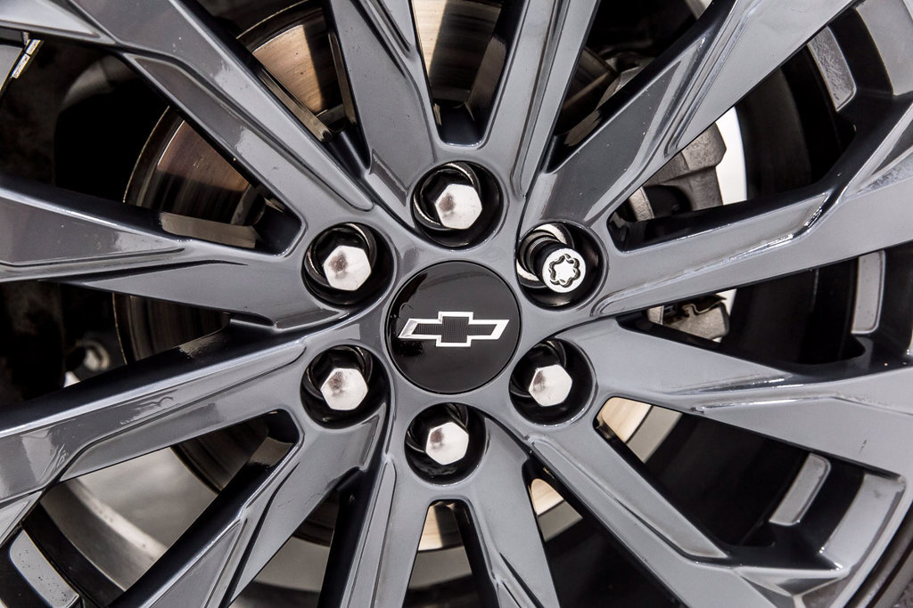 Used 2022 Chevrolet Traverse RS FWD image 40