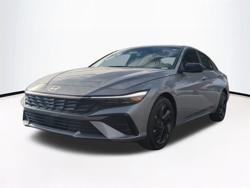 New 2026 Hyundai Elantra SEL Sport image 9