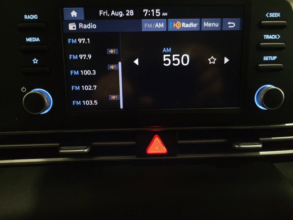 Used 2024 Hyundai Elantra SE FWD image 25
