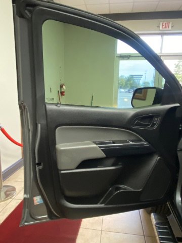Used 2018 Chevrolet Colorado W/T RWD image 13