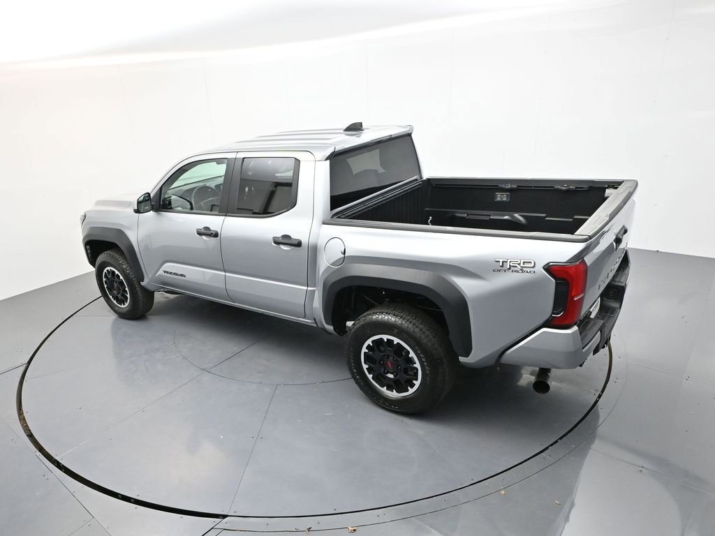 Used 2024 Toyota Tacoma TRD Off-Road image 23