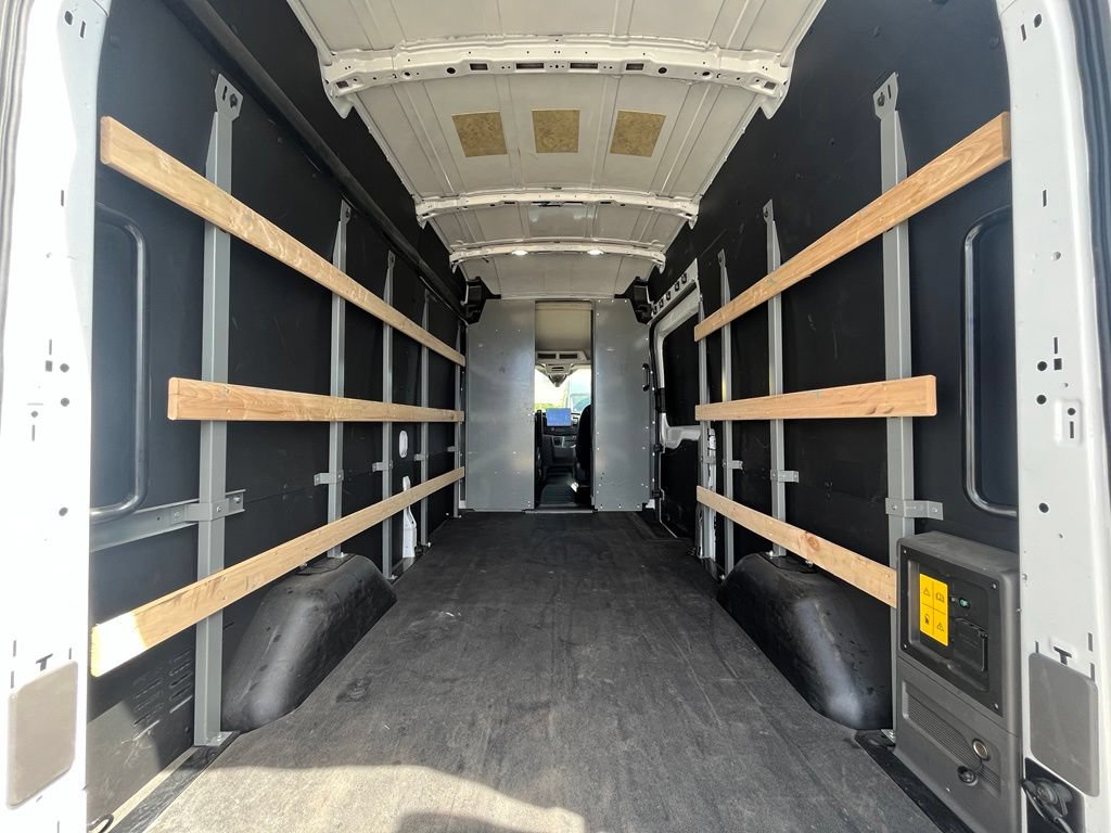 Used 2022 Ford E-Transit 148 High Roof w/ Load Area Protection Package RWD image 6