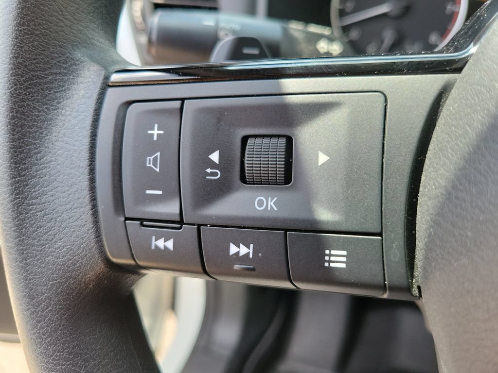 Used 2023 Nissan Rogue SV AWD/4WD image 22