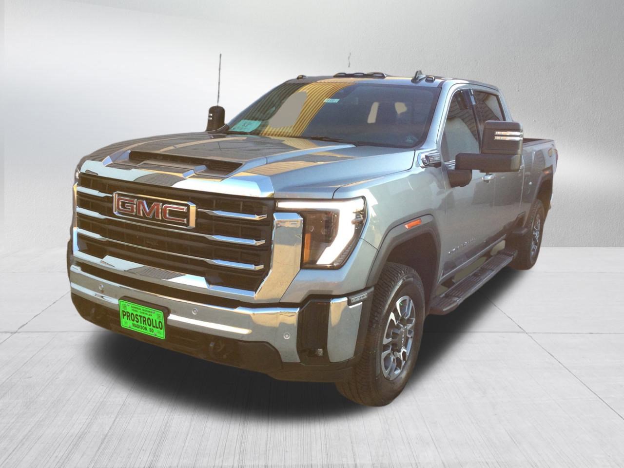 New 2026 GMC Sierra 2500 SLE w/ SLE Value Package; image 2