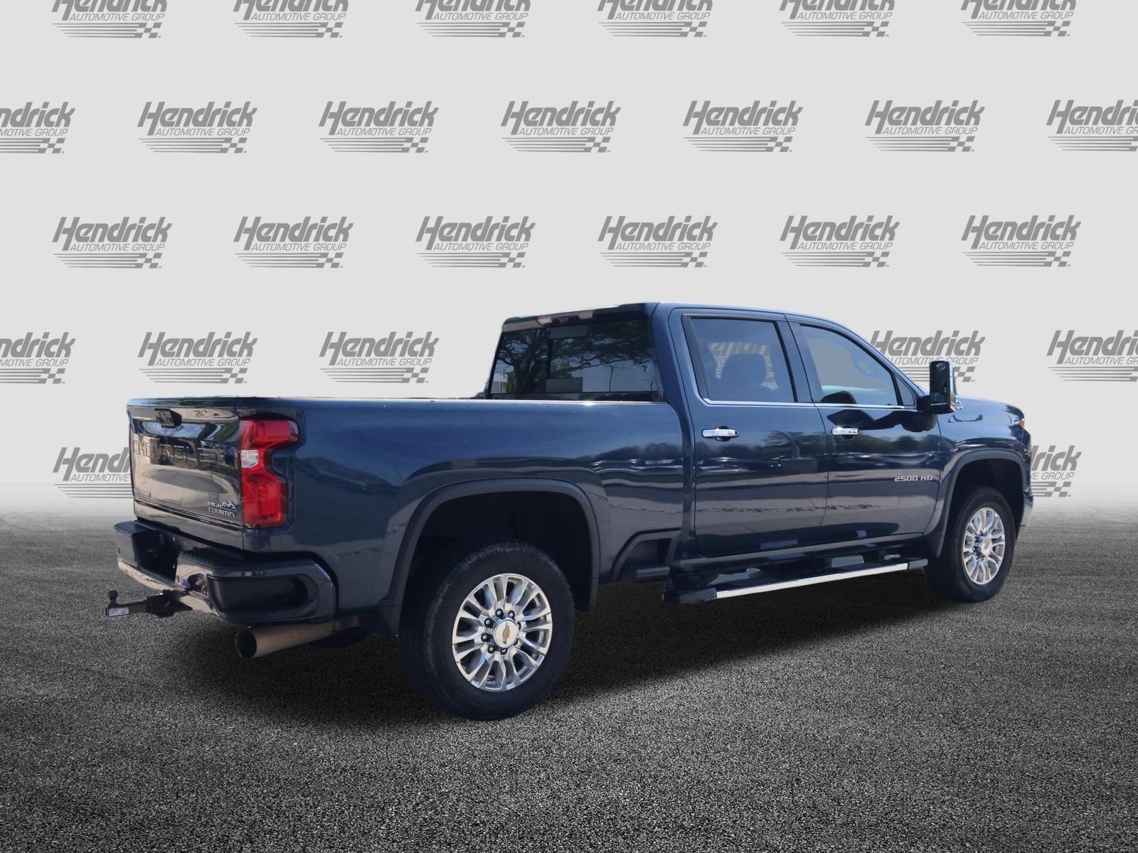 Used 2023 Chevrolet Silverado 2500 High Country w/ Z71 Off-Road Package AWD/4WD image 9