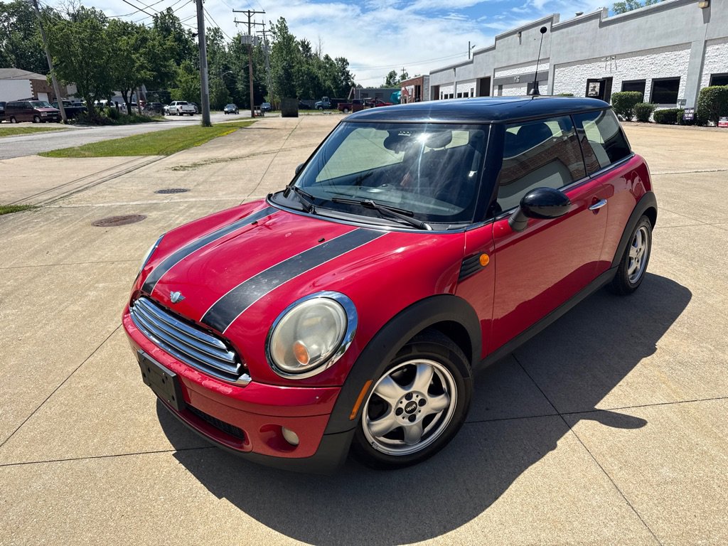 Used 2008 MINI Cooper Hardtop FWD image 1